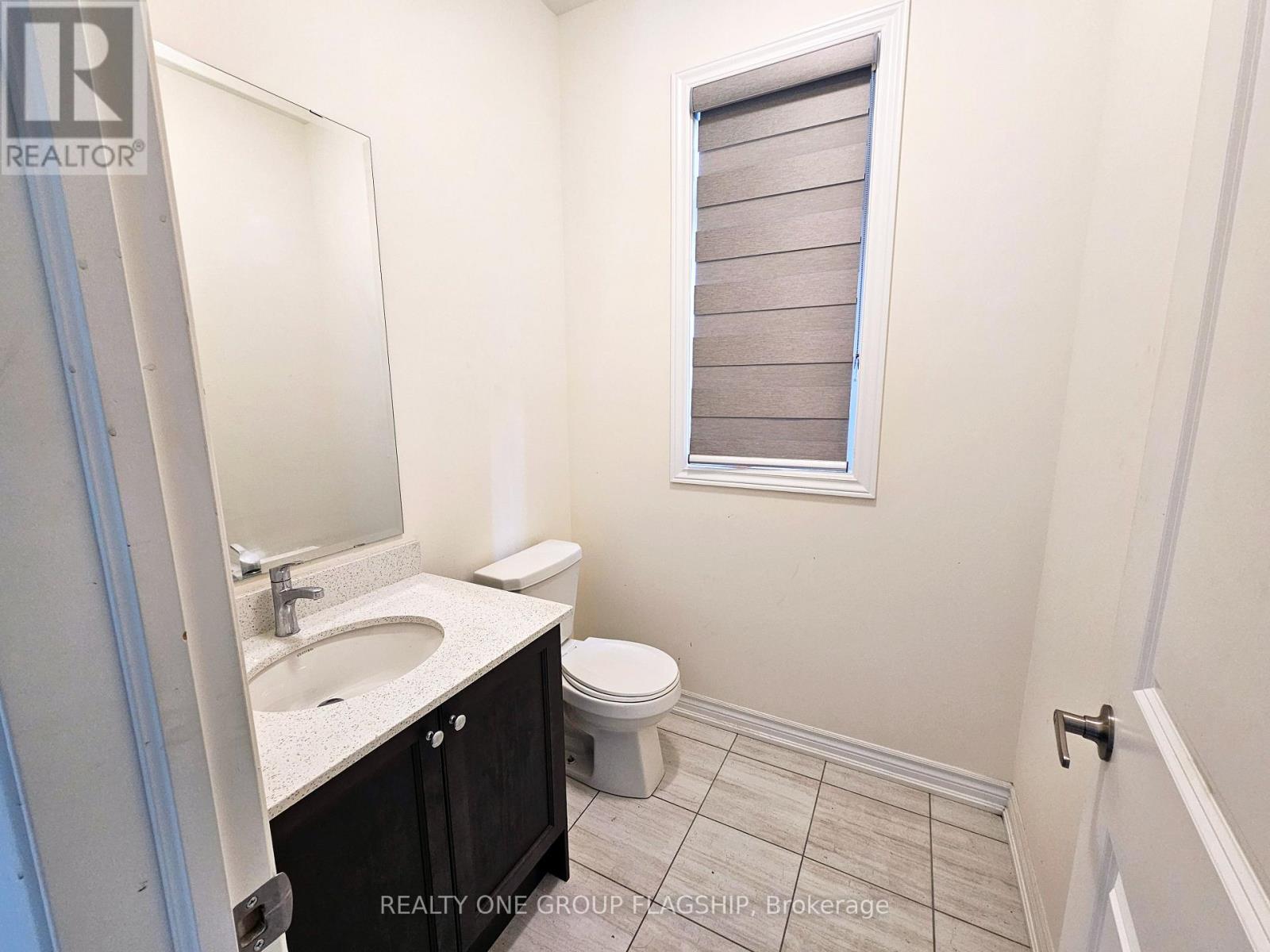 42 Claremont Drive, Brampton, Ontario  L6R 4G4 - Photo 7 - W12394530