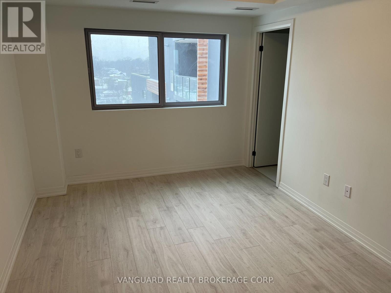 509 - 408 Browns Line, Toronto (Alderwood), Ontario  M8W 3T9 - Photo 10 - W12394544