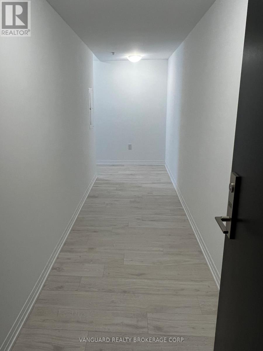 509 - 408 Browns Line, Toronto (Alderwood), Ontario  M8W 3T9 - Photo 3 - W12394544