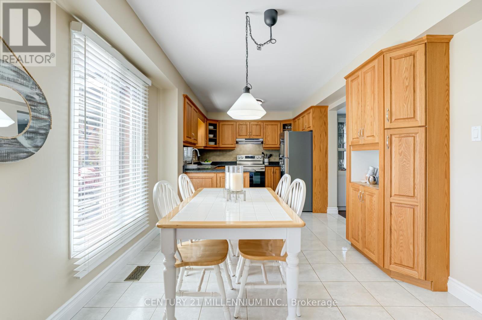 81 Philosopher's Trail, Brampton, Ontario  L6S 4L4 - Photo 11 - W12394586