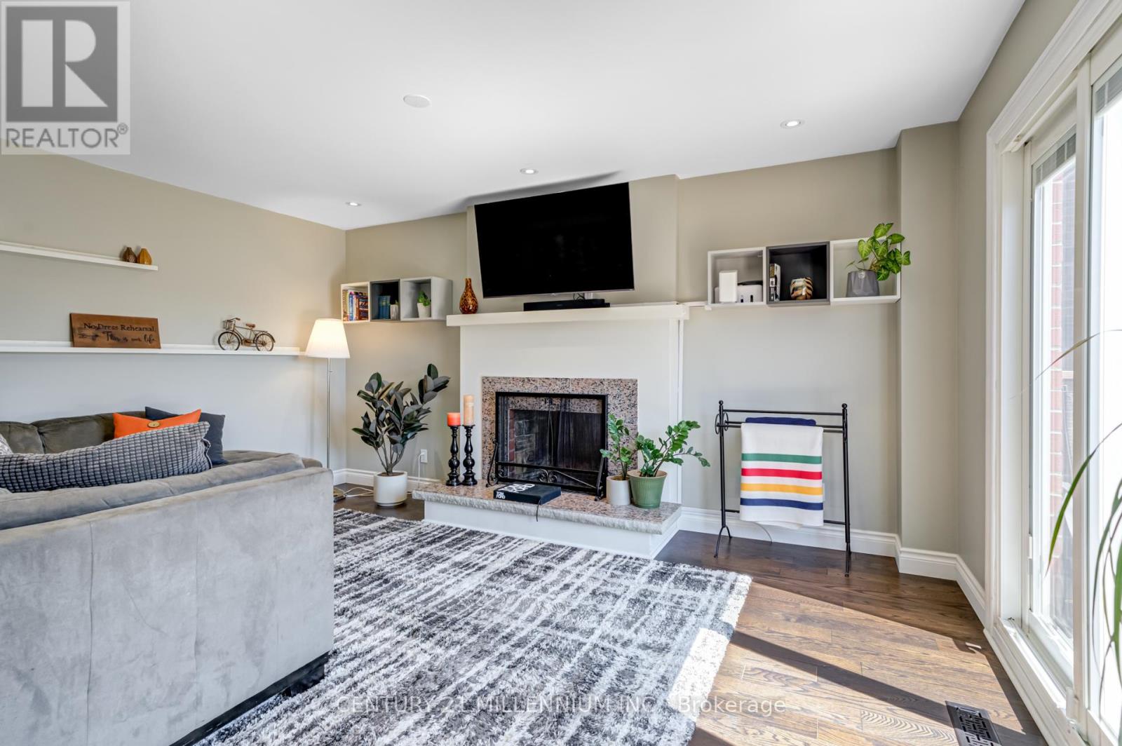 81 Philosopher's Trail, Brampton, Ontario  L6S 4L4 - Photo 12 - W12394586
