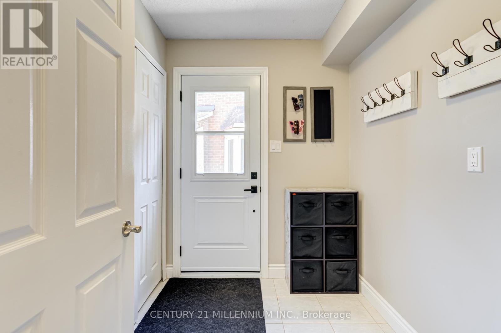 81 Philosopher's Trail, Brampton, Ontario  L6S 4L4 - Photo 17 - W12394586