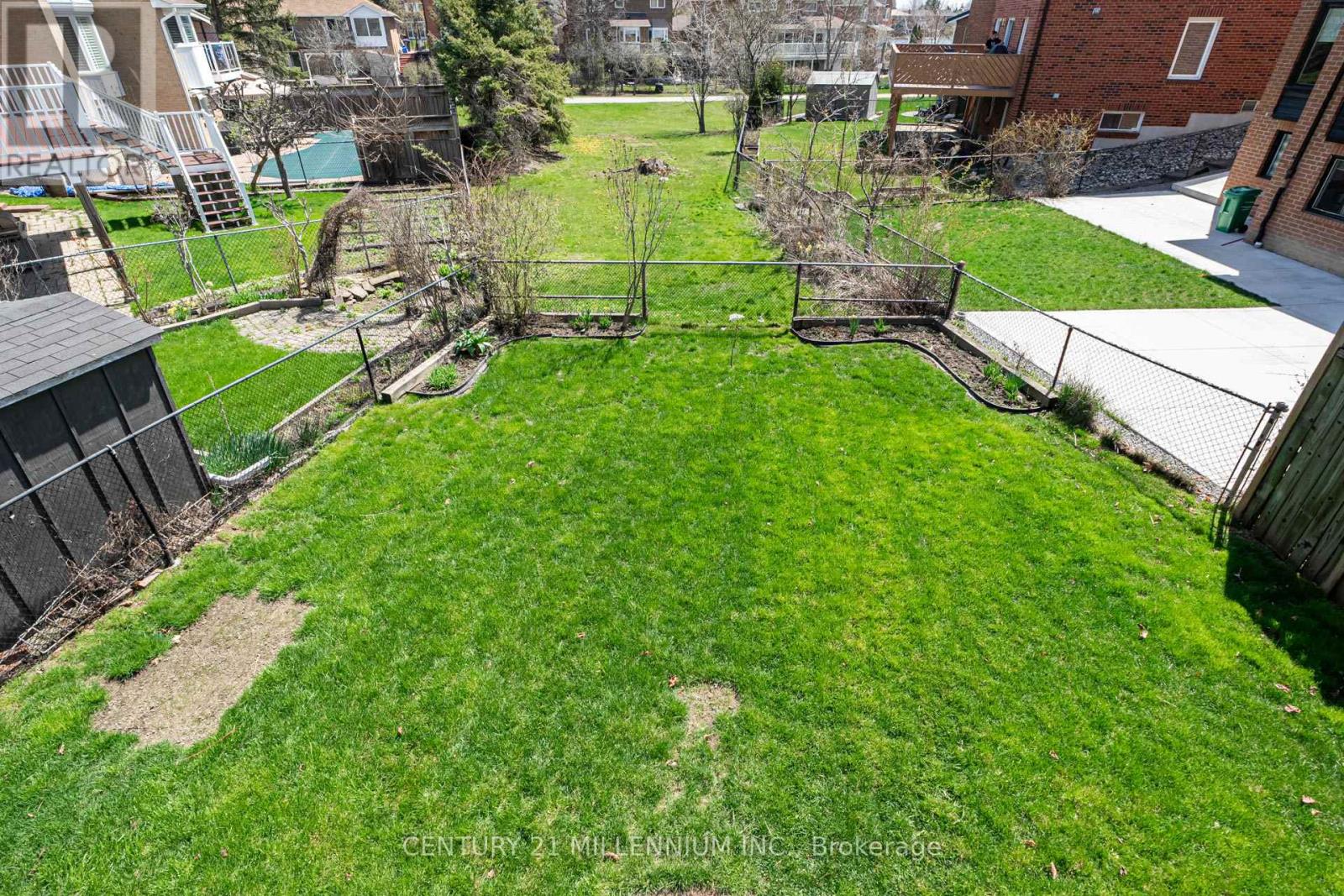 81 Philosopher's Trail, Brampton, Ontario  L6S 4L4 - Photo 33 - W12394586