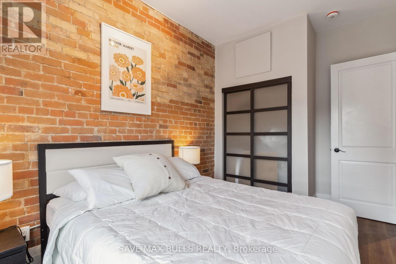 1320 Queen Street W, Toronto (Roncesvalles), Ontario  M6K 1L4 - Photo 11 - W12394592