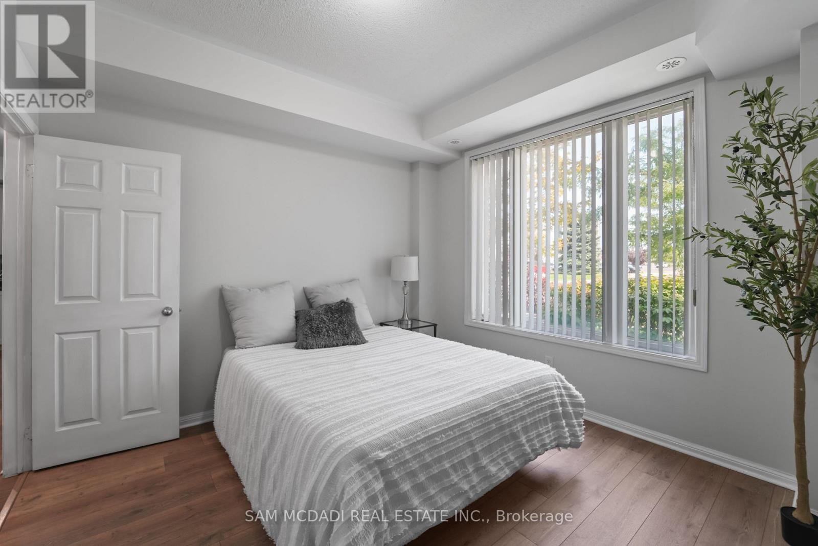 8 - 2895 Hazelton Place, Mississauga, Ontario  L5M 0S3 - Photo 13 - W12394651