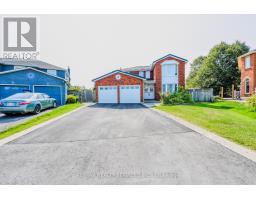 10 St Mark Place, Brampton (Northwood Park), Ca
