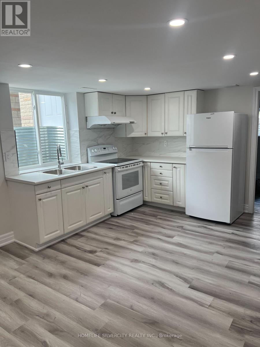 2 Unit - 6 Lamella Road, Toronto, Ontario  M9V 1Y8 - Photo 7 - W12394667