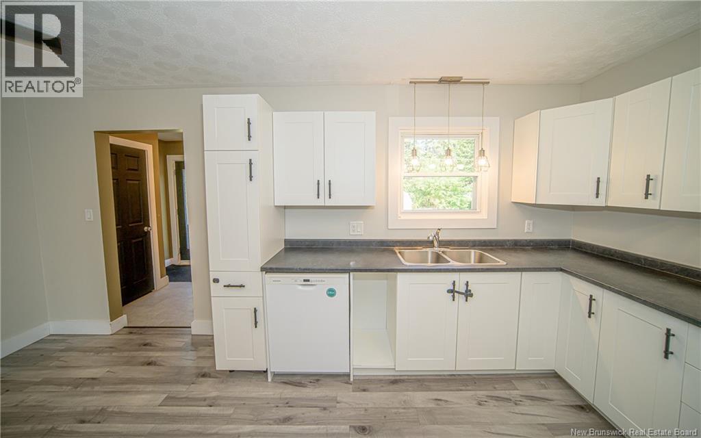 312 Pugh Street, Fredericton, New Brunswick  E3A 1Y6 - Photo 11 - NB126462