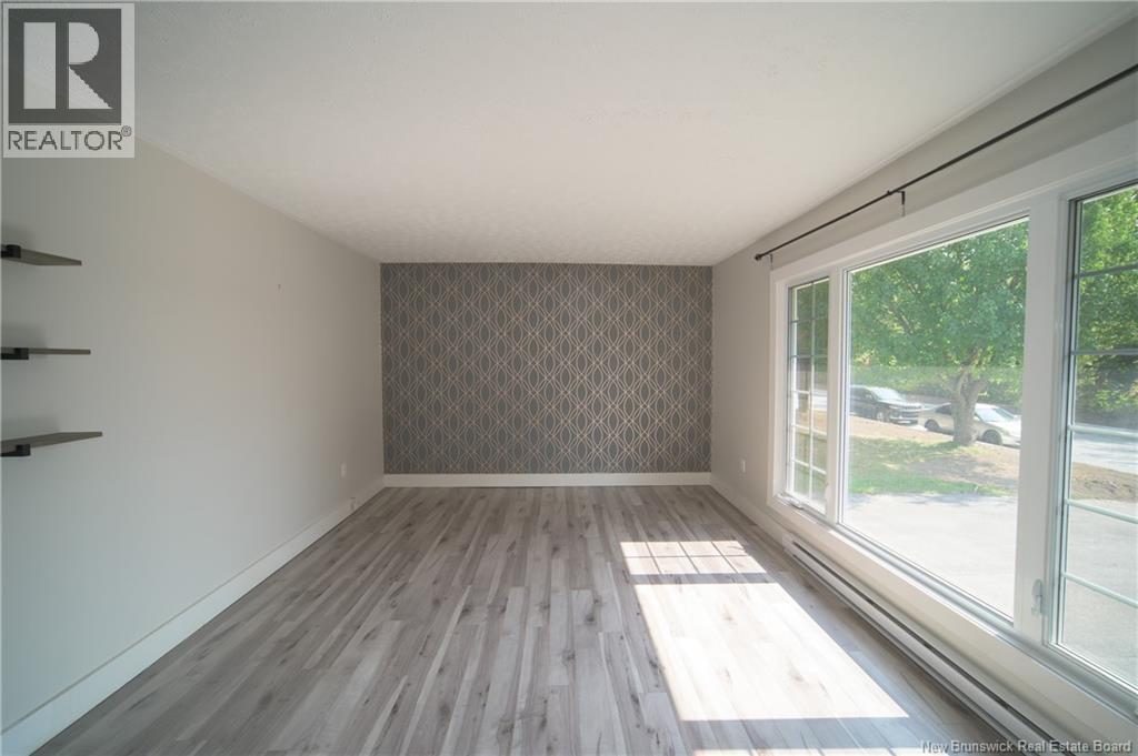 312 Pugh Street, Fredericton, New Brunswick  E3A 1Y6 - Photo 2 - NB126462