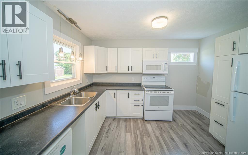 312 Pugh Street, Fredericton, New Brunswick  E3A 1Y6 - Photo 7 - NB126462