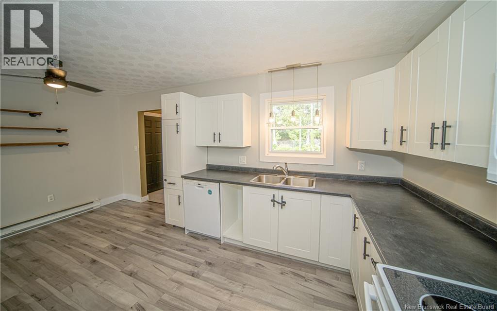 312 Pugh Street, Fredericton, New Brunswick  E3A 1Y6 - Photo 8 - NB126462