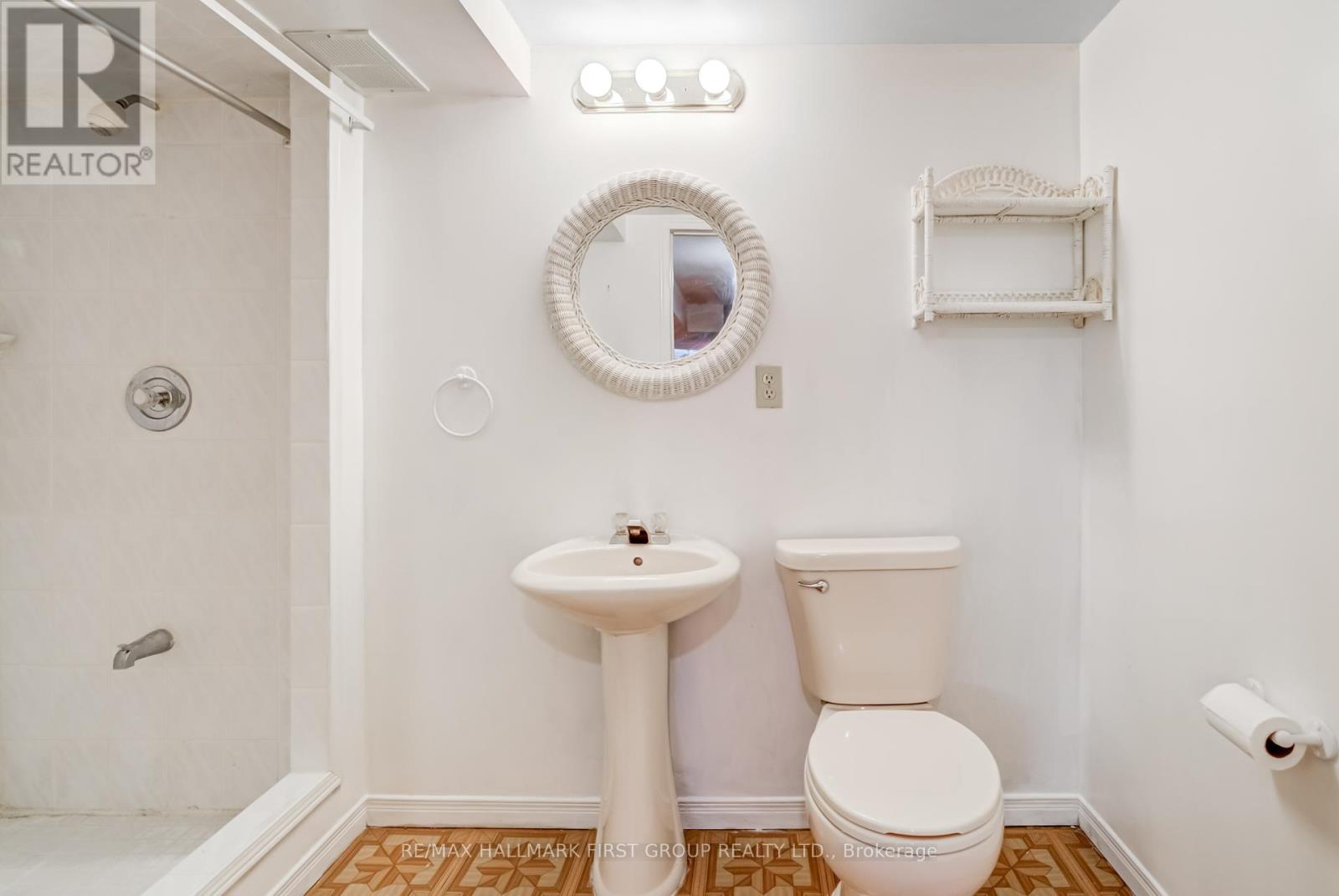 58 Lady Bower Crescent, Toronto (Malvern), Ontario  M1B 4P8 - Photo 20 - E12393743