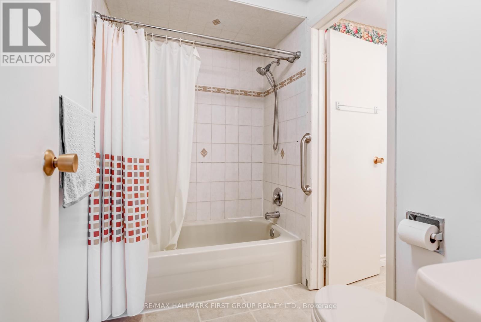 58 Lady Bower Crescent, Toronto (Malvern), Ontario  M1B 4P8 - Photo 17 - E12393743