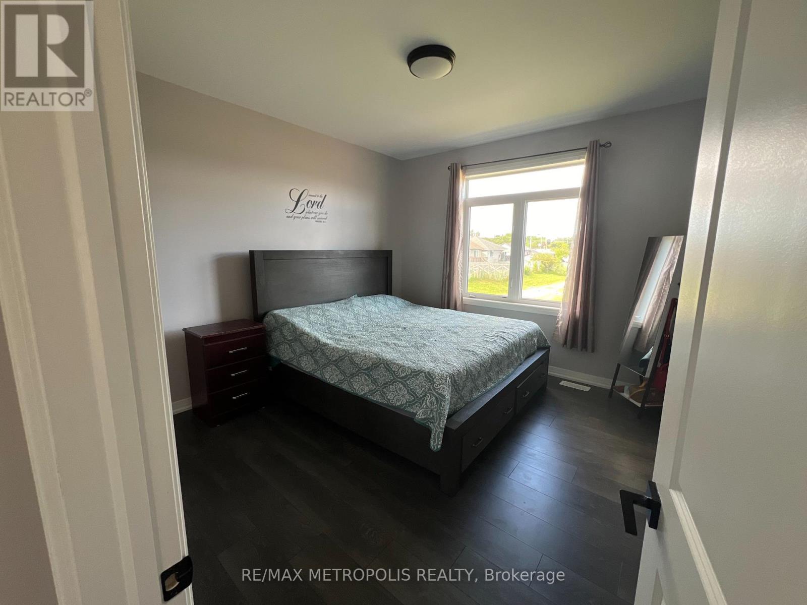 6 Summit Crescent, Belleville, Ontario  K8N 0A2 - Photo 14 - X12394643