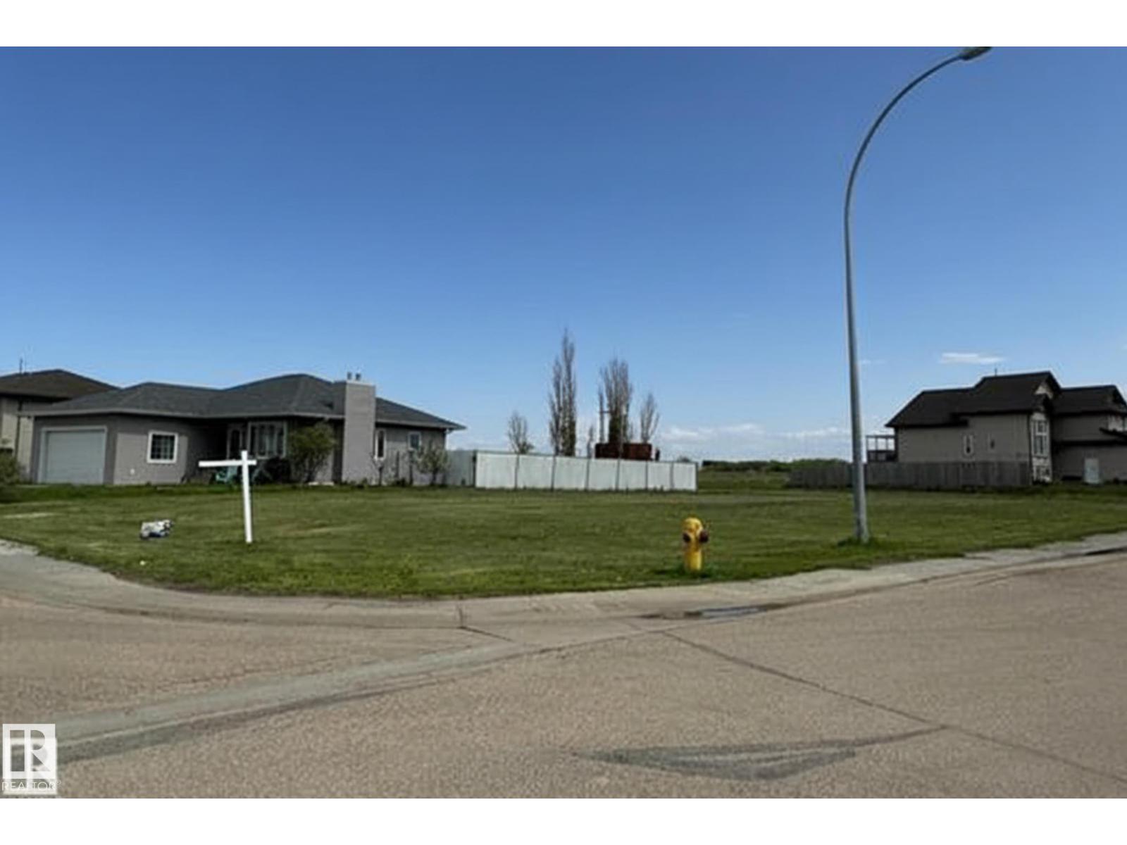 5503 43 St, Lamont, Alberta  T0B 2R0 - Photo 2 - E4455681
