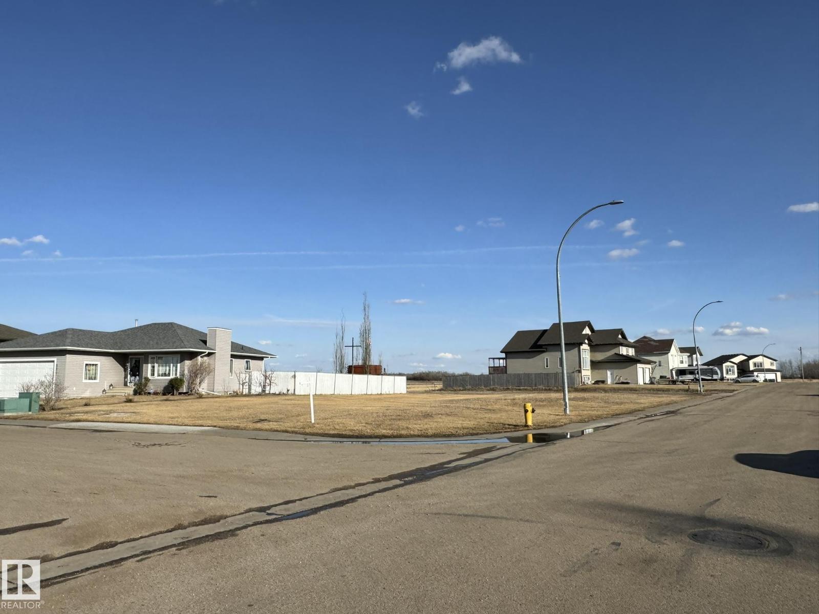 5503 43 St, Lamont, Alberta  T0B 2R0 - Photo 3 - E4455681
