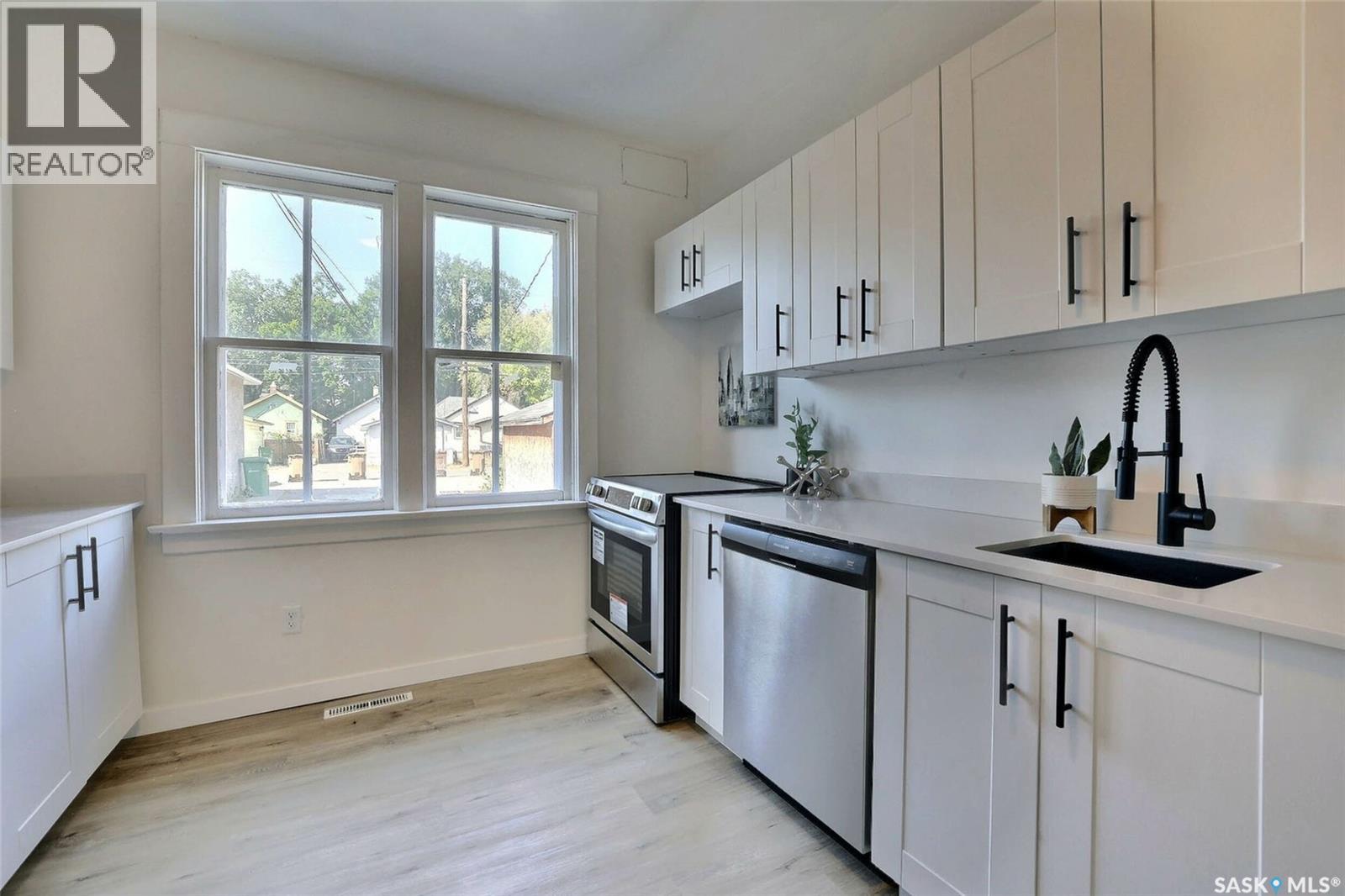 2050 Toronto Street, Regina, Saskatchewan  S4P 1N1 - Photo 11 - SK017934