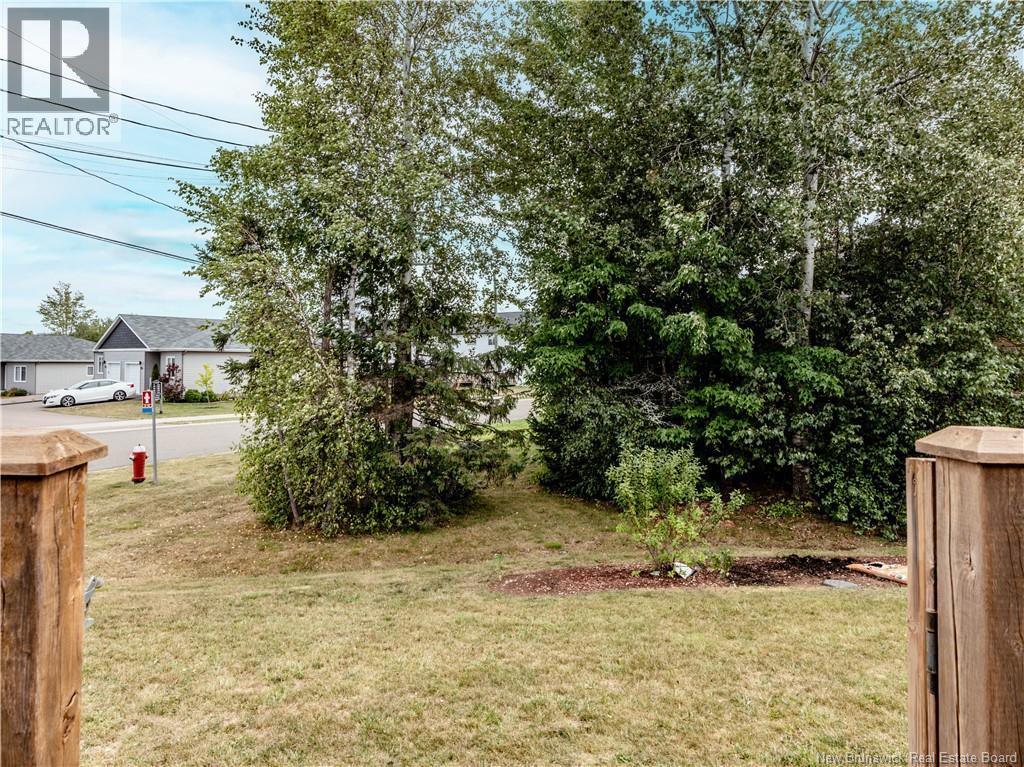 211 Damien, Dieppe, New Brunswick  E1A 0V9 - Photo 24 - NB126471