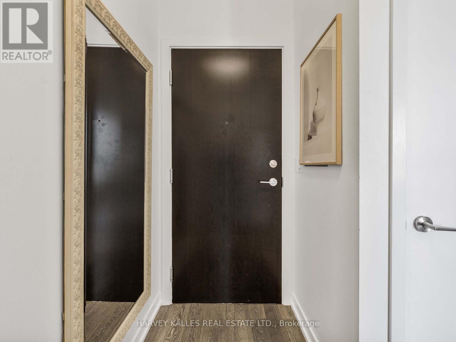 615 - 8 Gladstone Avenue, Toronto, Ontario  M6J 3K6 - Photo 3 - C12394357