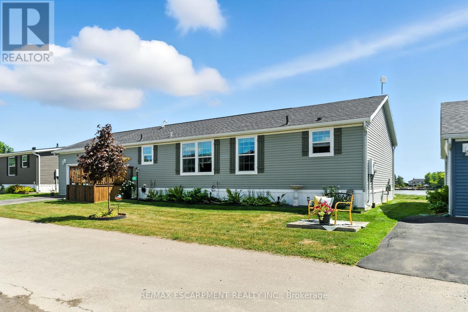 55 Riverbend Crescent, Haldimand, Ontario  N0A 1L0 - Photo 12 - X12360301