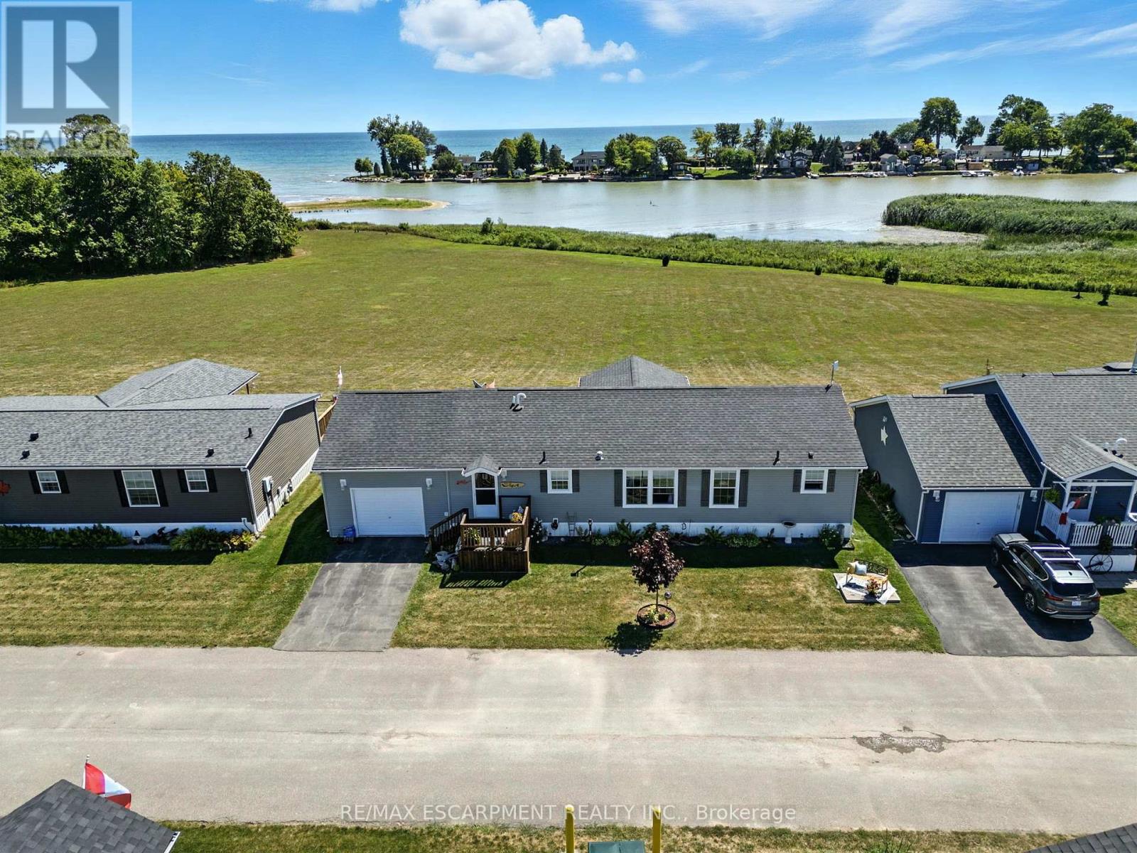 55 Riverbend Crescent, Haldimand, Ontario  N0A 1L0 - Photo 49 - X12360301