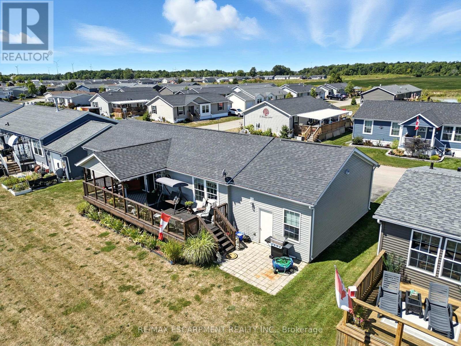 55 Riverbend Crescent, Haldimand, Ontario  N0A 1L0 - Photo 5 - X12360301