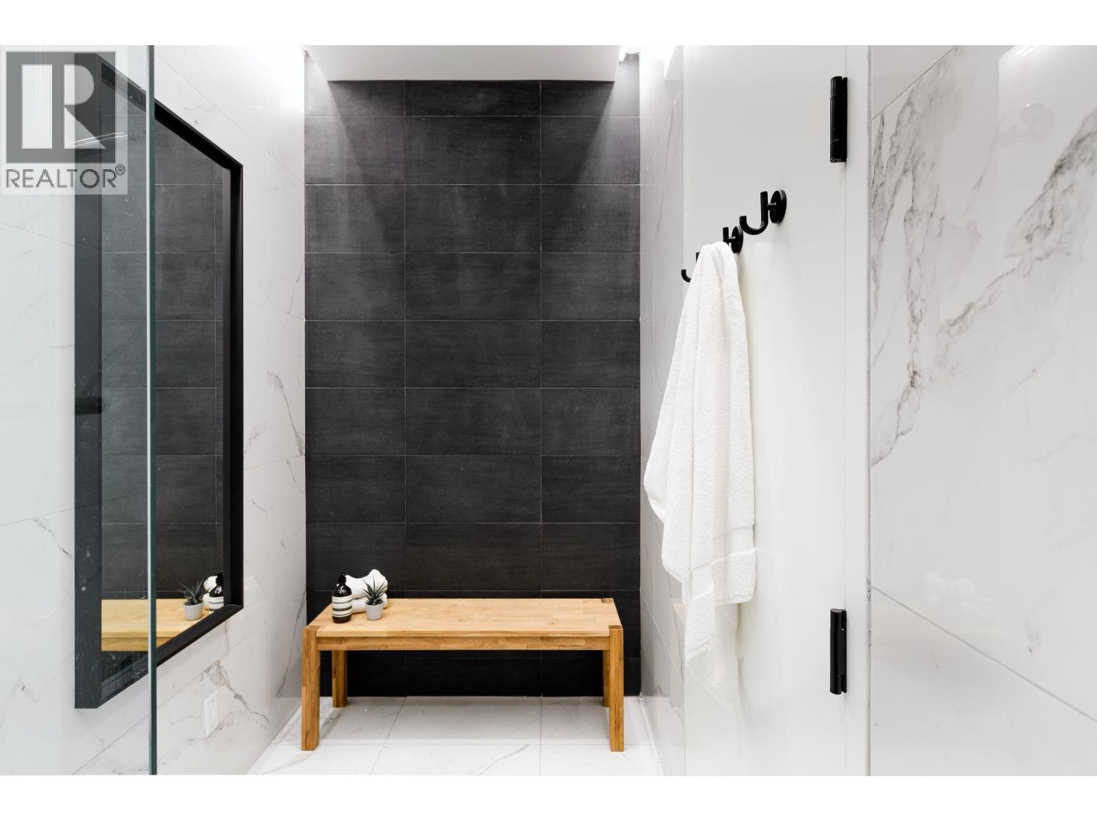 309 1930 Pandora Street, Vancouver, British Columbia  V5L 0C7 - Photo 8 - C8072005