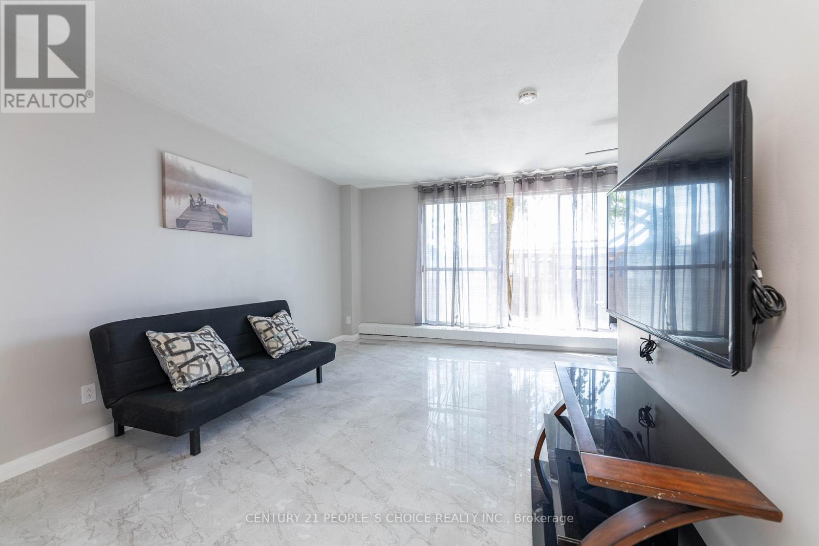 111 - 10 Eddystone Avenue, Toronto, Ontario  M3N 2T2 - Photo 9 - W12392415