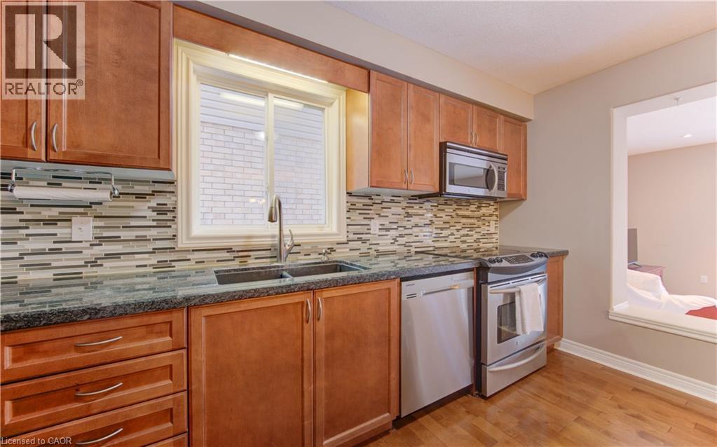 27 Olivewood Way, Cambridge, Ontario  N3C 4N9 - Photo 9 - 40766579