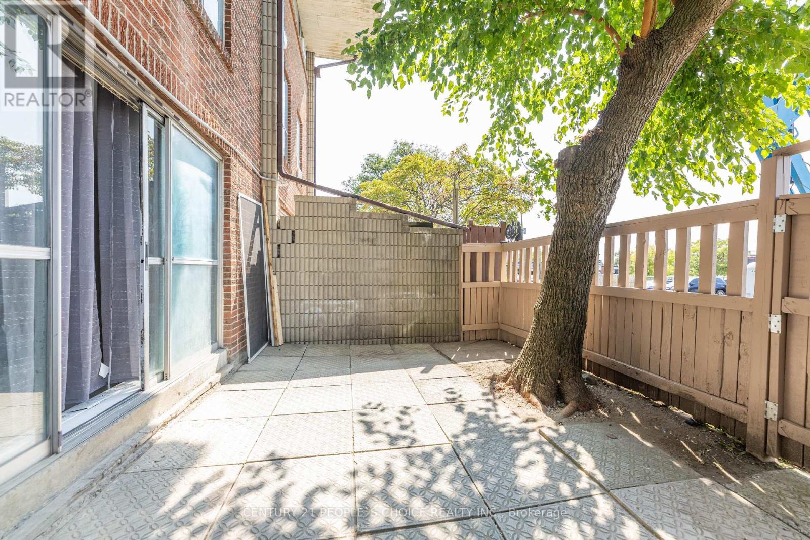 111 - 10 Eddystone Avenue, Toronto, Ontario  M3N 2T2 - Photo 38 - W12392415