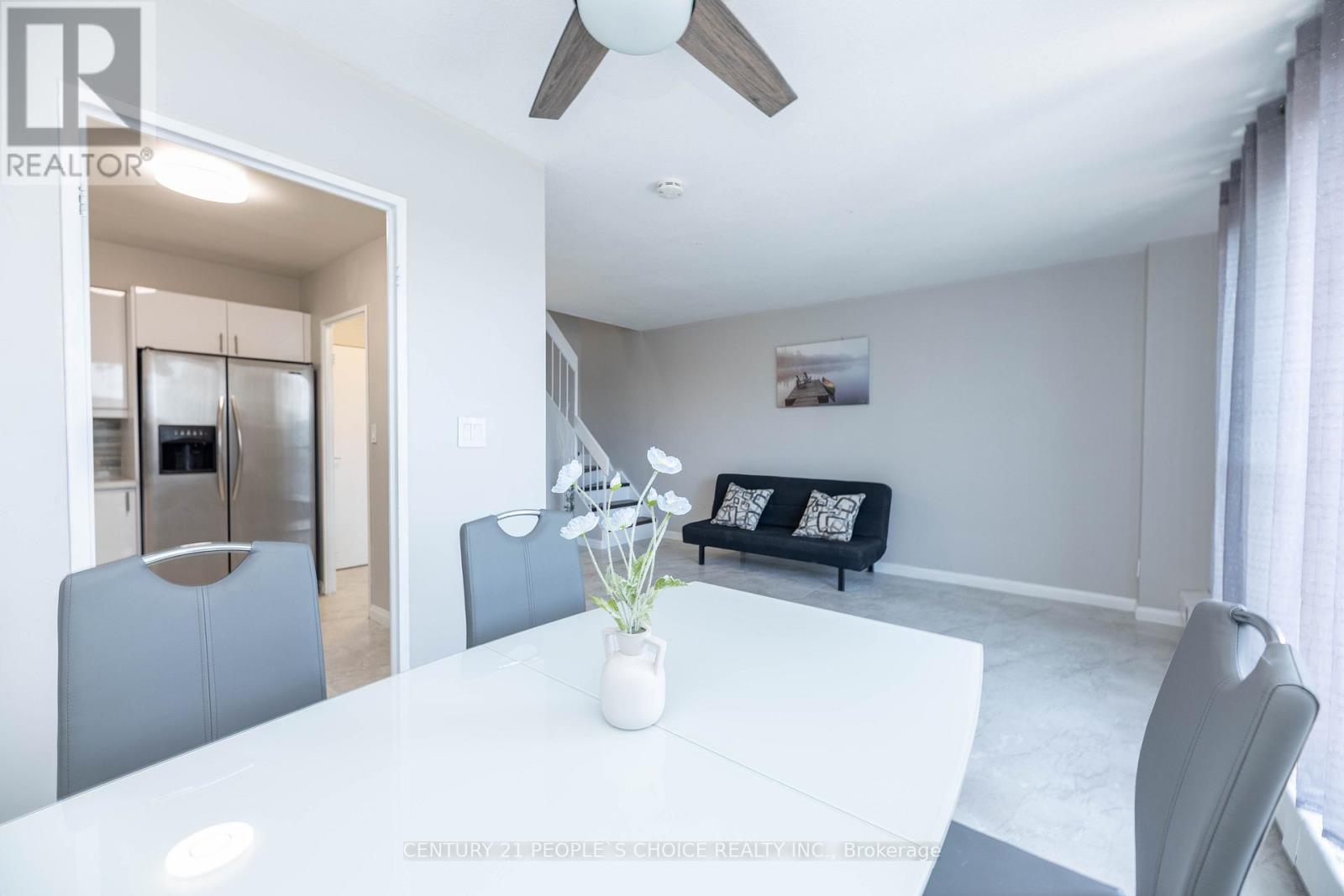 111 - 10 Eddystone Avenue, Toronto, Ontario  M3N 2T2 - Photo 12 - W12392415