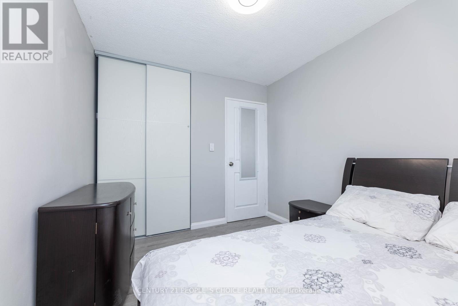 111 - 10 Eddystone Avenue, Toronto, Ontario  M3N 2T2 - Photo 34 - W12392415