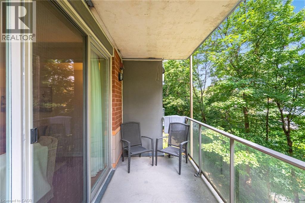 77 Governors Road Unit# 204, Dundas, Ontario  L9H 7N8 - Photo 27 - 40767419
