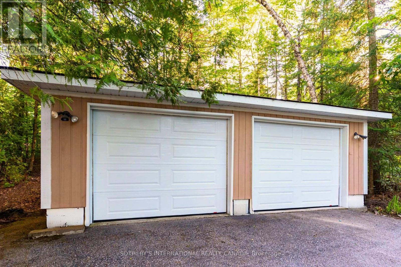 94 Wilkinson Drive, Kawartha Lakes, Ontario  K0M 1K0 - Photo 45 - X12381518