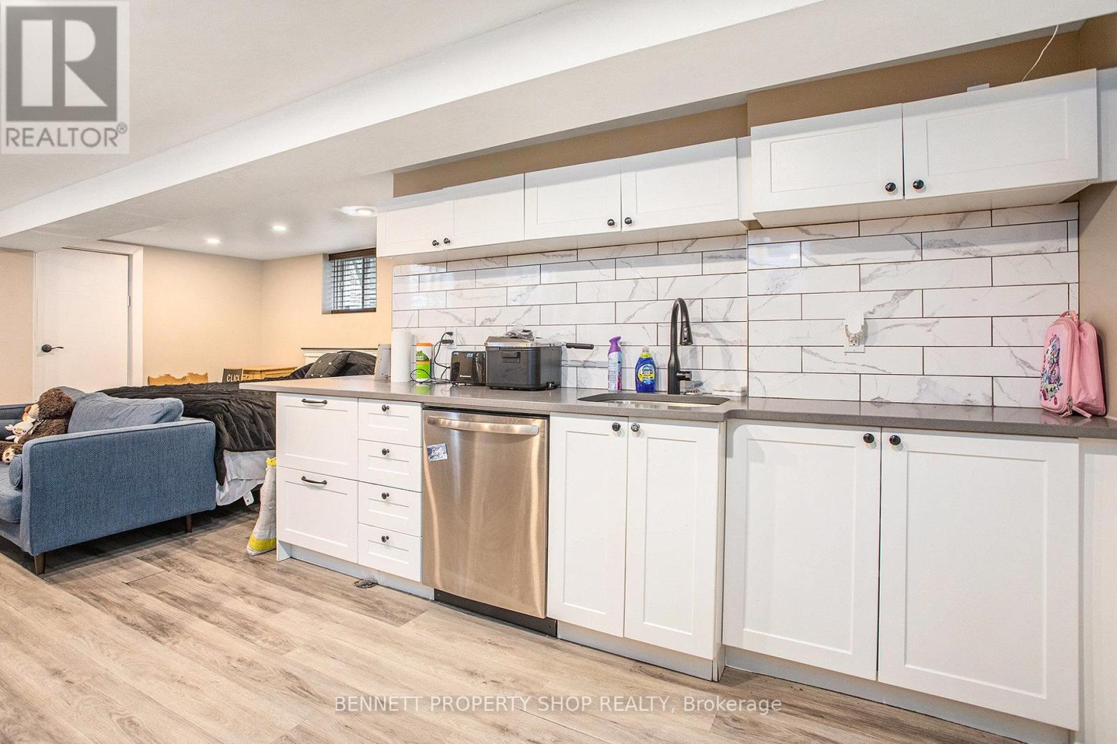 53 Laval Street, Ottawa, Ontario  K1L 7Z7 - Photo 21 - X12394799