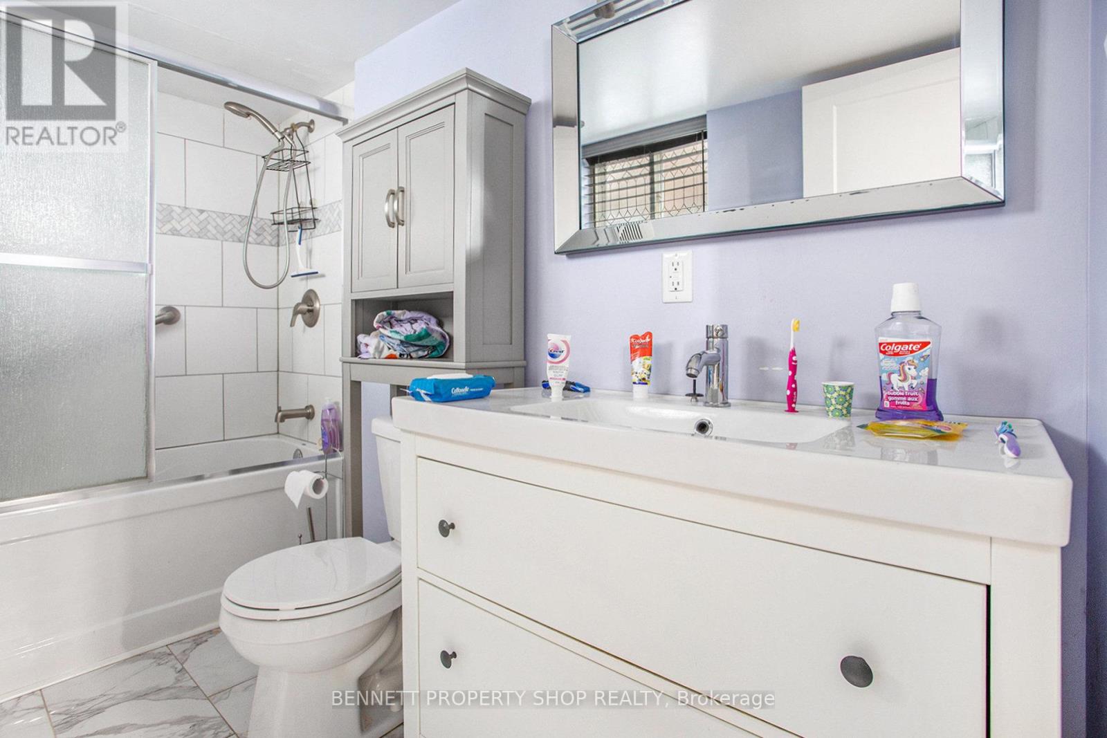 53 Laval Street, Ottawa, Ontario  K1L 7Z7 - Photo 24 - X12394799