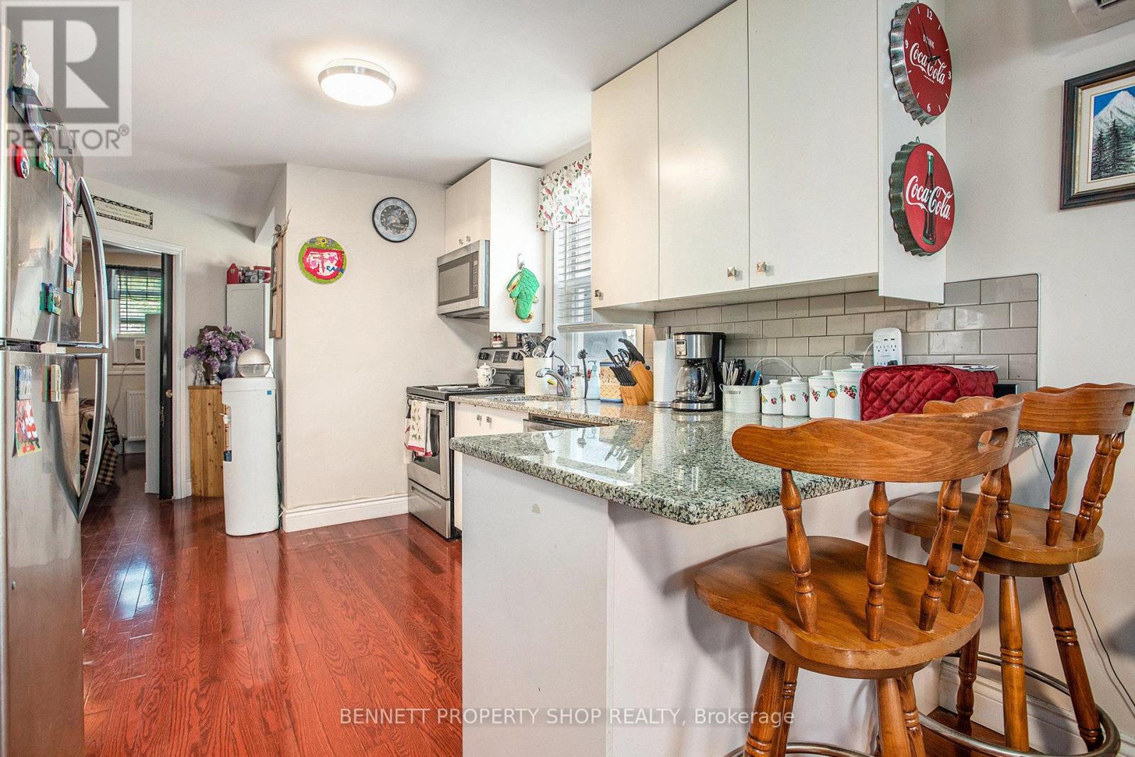 53 Laval Street, Ottawa, Ontario  K1L 7Z7 - Photo 6 - X12394799