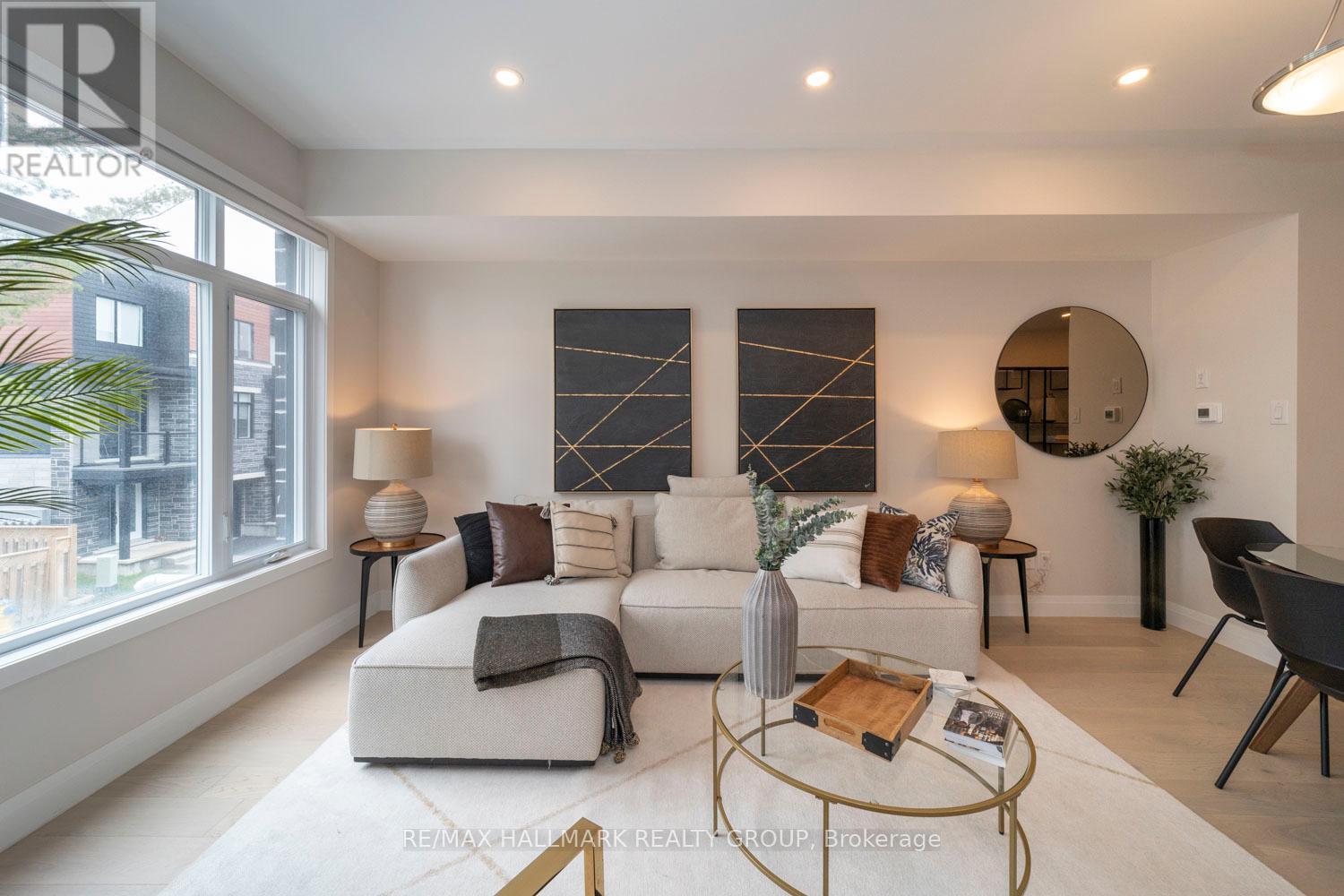 812 STAR PRIVATE, Ottawa, Ontario