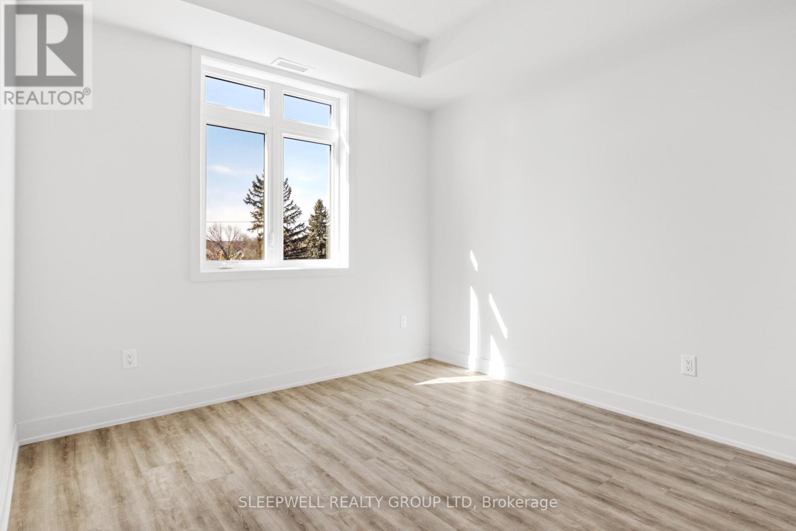 204 - 3 Bedale Drive, Ottawa, Ontario  K2H 5A8 - Photo 12 - X12394818