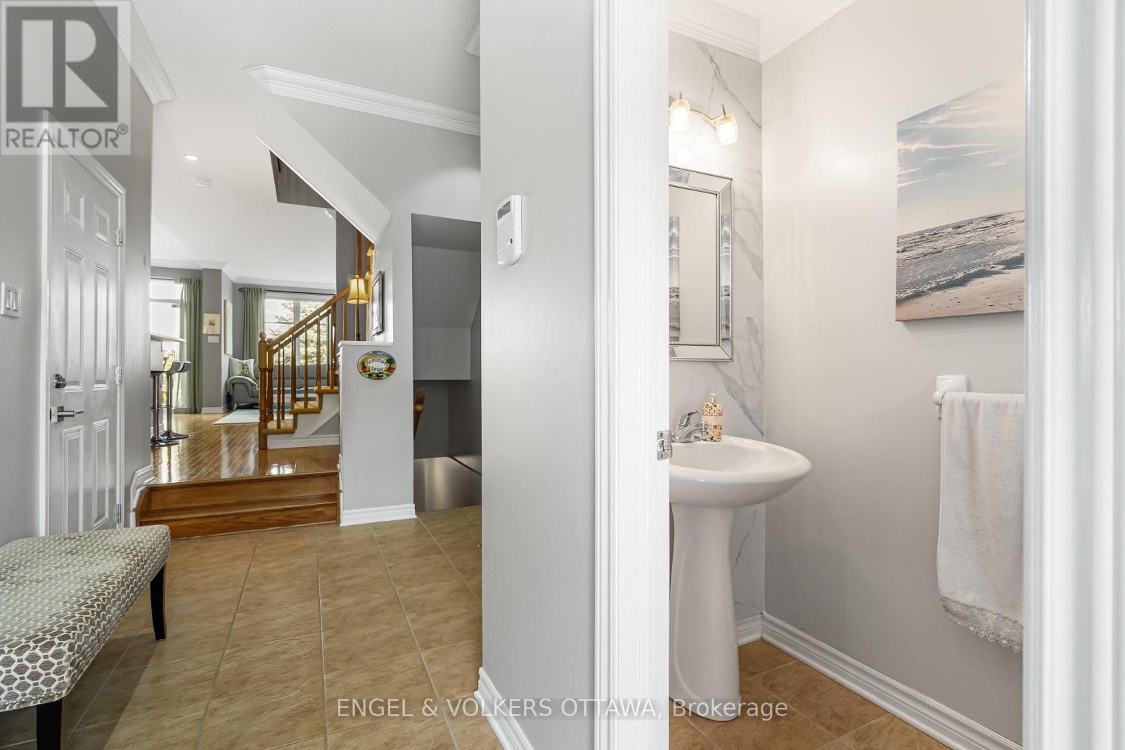 102 Shepody Circle, Ottawa, Ontario  K1T 4H9 - Photo 23 - X12394822