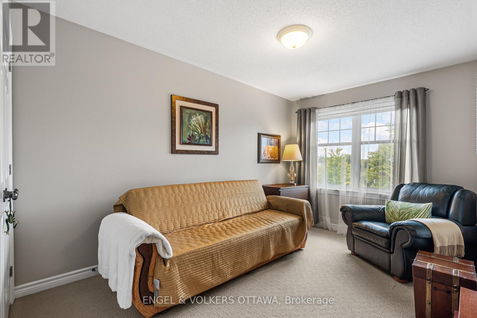 102 Shepody Circle, Ottawa, Ontario  K1T 4H9 - Photo 32 - X12394822