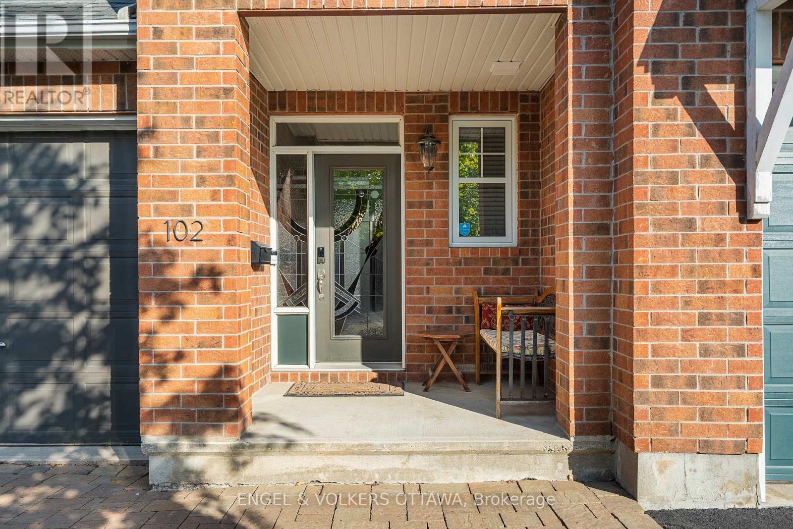 Property at 102 SHEPODY CIRCLE image 4