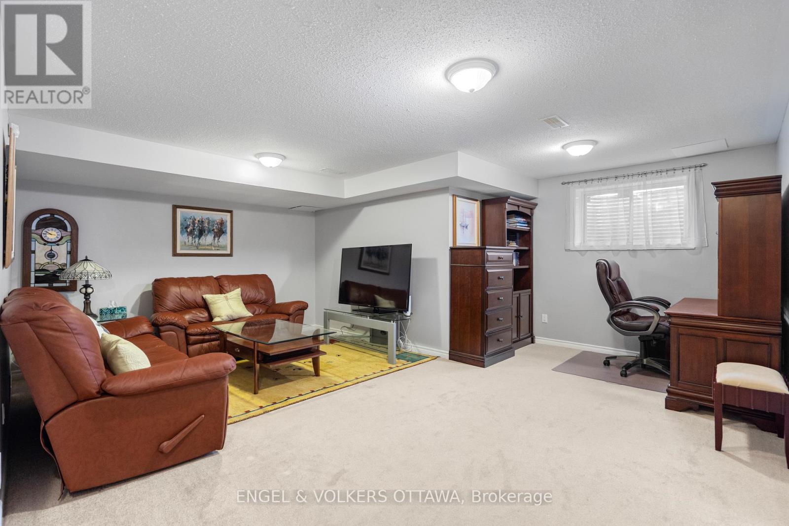 102 Shepody Circle, Ottawa, Ontario  K1T 4H9 - Photo 40 - X12394822