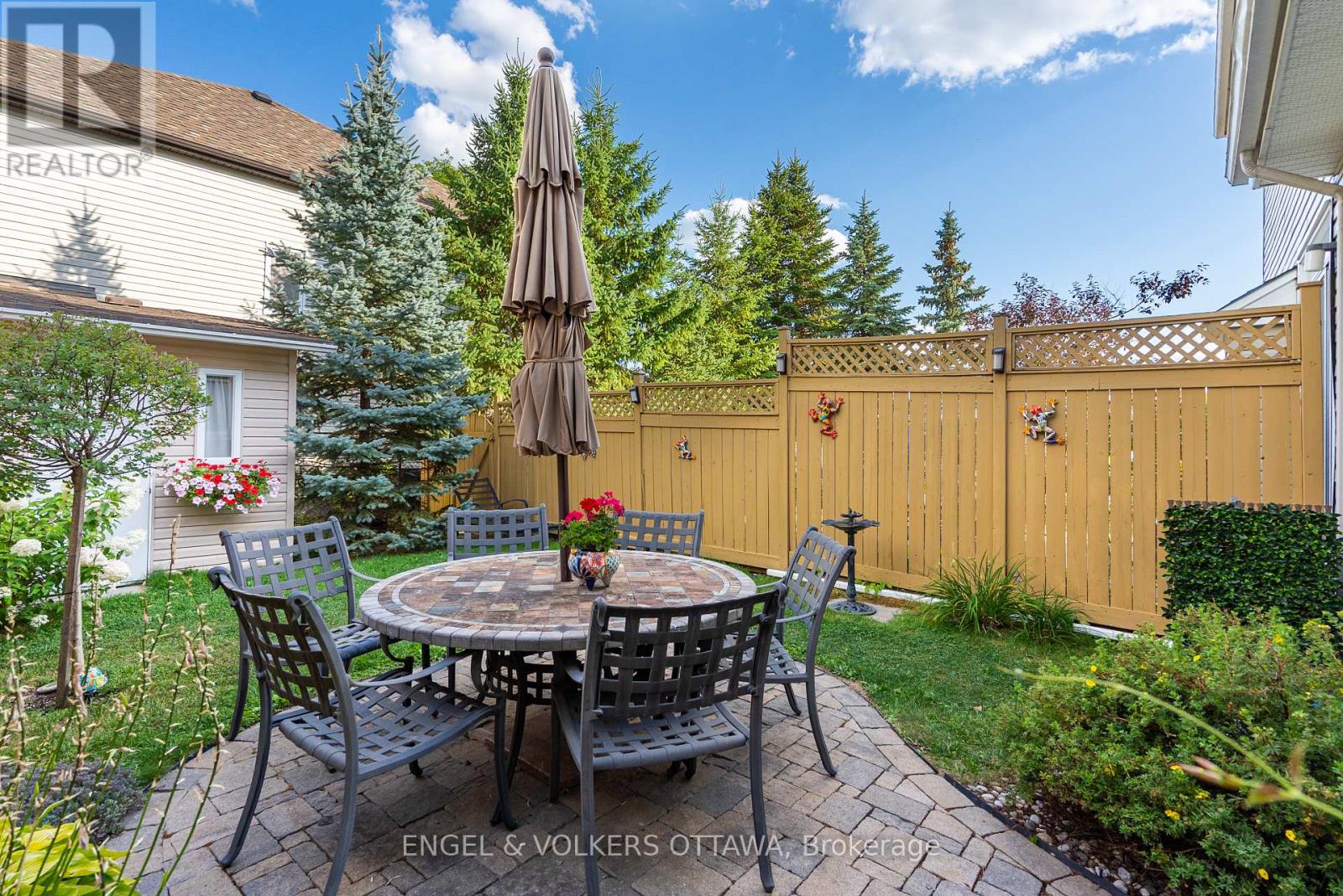 102 Shepody Circle, Ottawa, Ontario  K1T 4H9 - Photo 43 - X12394822