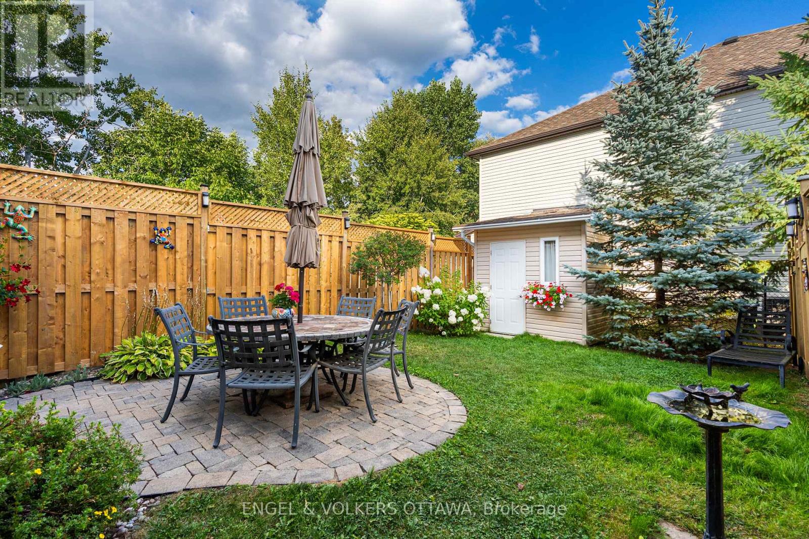 102 Shepody Circle, Ottawa, Ontario  K1T 4H9 - Photo 45 - X12394822