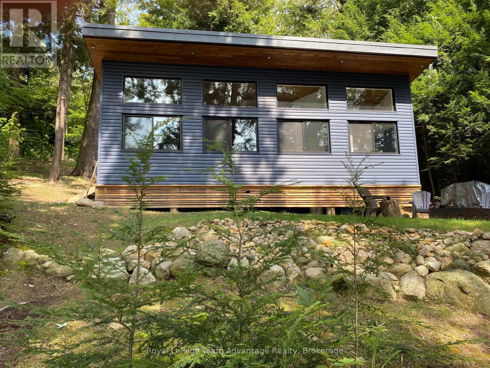 6-236 ISLAND, Seguin, Ontario