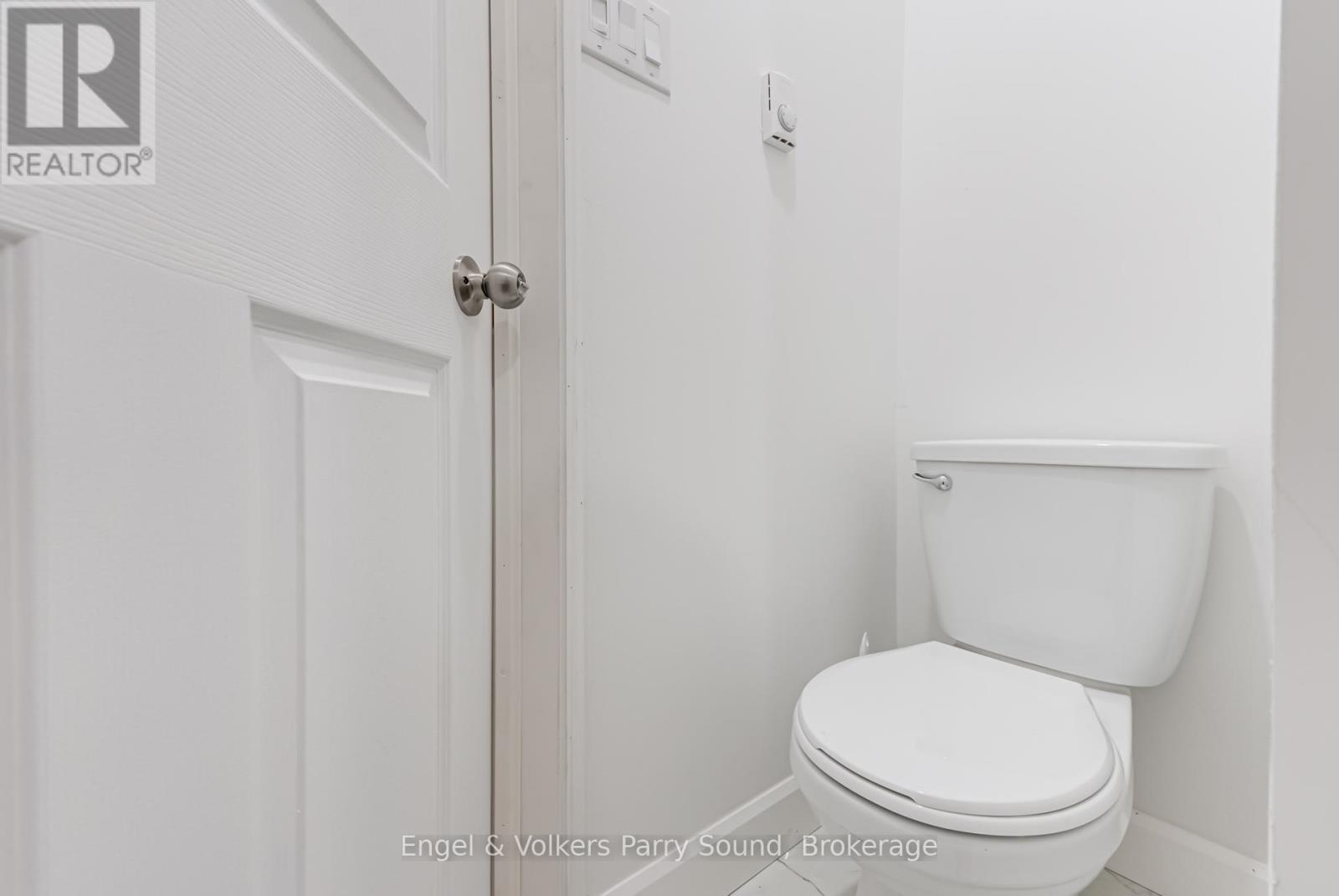 1 Holland Avenue, Parry Sound Remote Area (Wallbridge), Ontario  P0G 1B0 - Photo 33 - X12394816