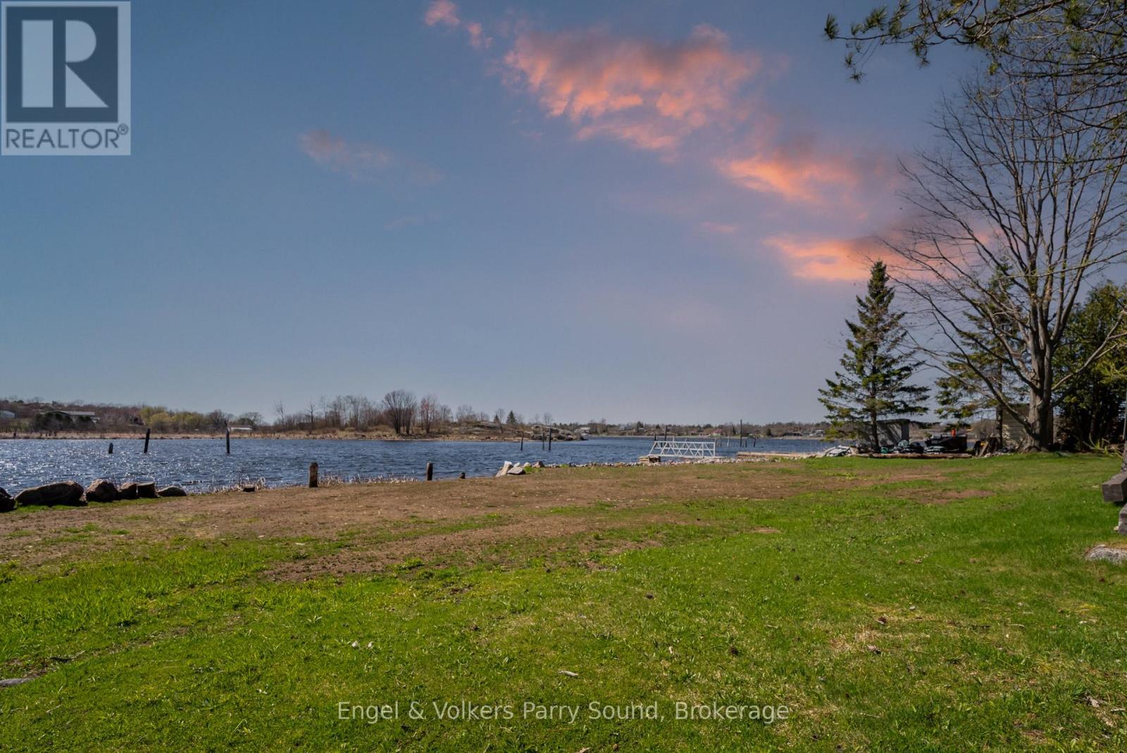 1 Holland Avenue, Parry Sound Remote Area (Wallbridge), Ontario  P0G 1B0 - Photo 45 - X12394816