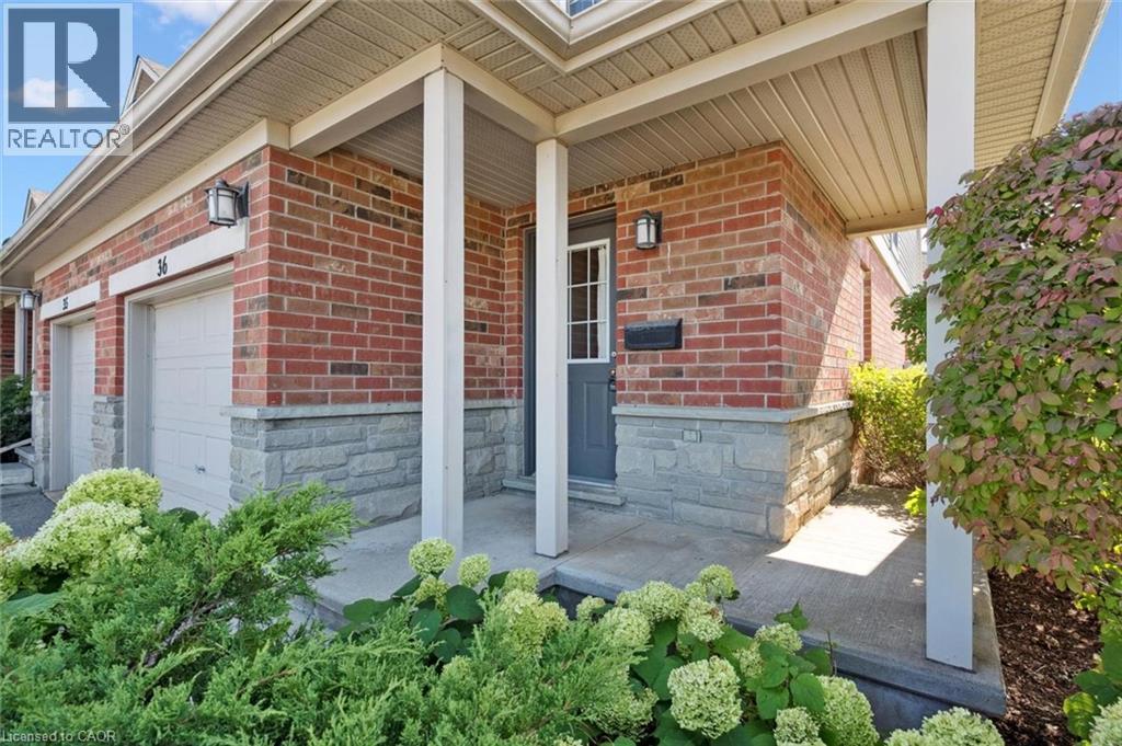 Property at 124 GOSLING Gardens Unit# 36 image 3