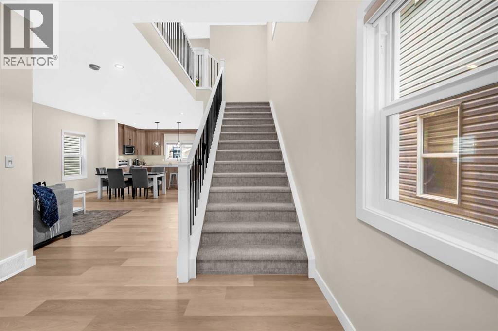 101 Midtown Close Sw, Airdrie, Alberta  T4B 0L4 - Photo 4 - A2245470